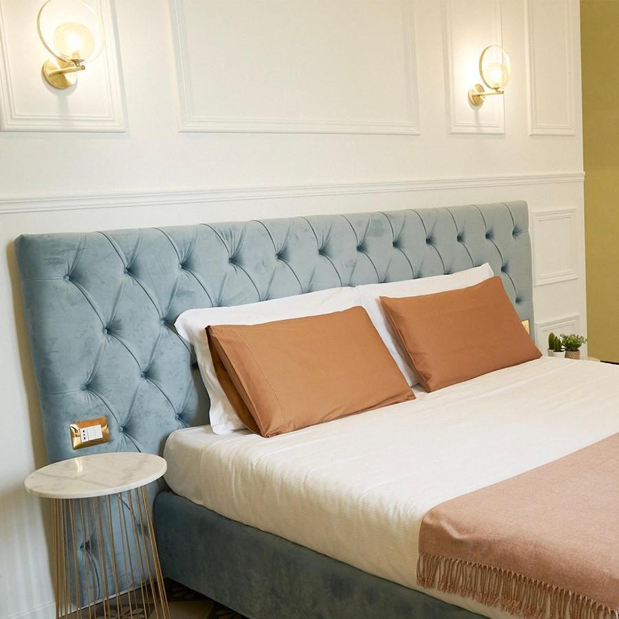 Toscano Palace Luxury Rooms Catania Esterno foto