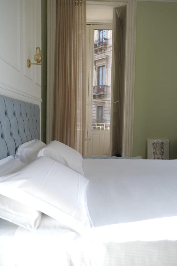 Toscano Palace Luxury Rooms Catania Esterno foto