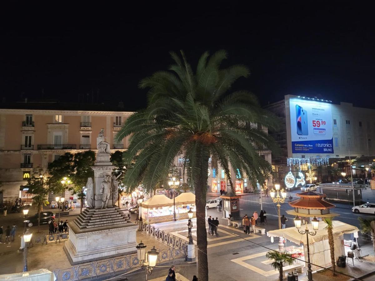 Toscano Palace Luxury Rooms Catania Esterno foto
