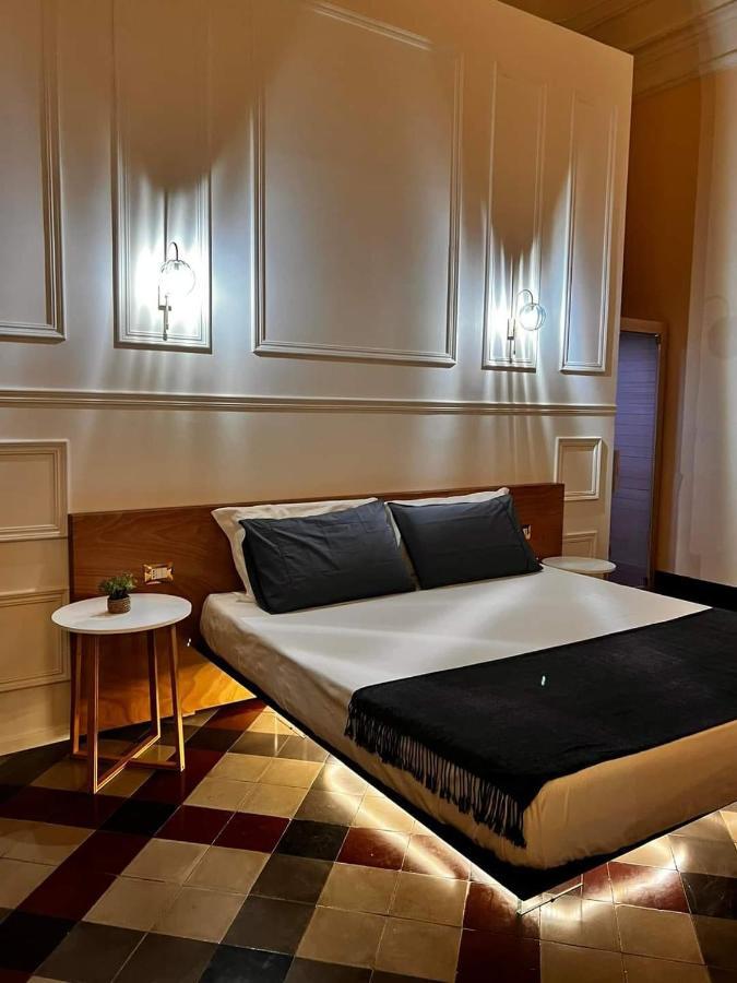 Toscano Palace Luxury Rooms Catania Esterno foto