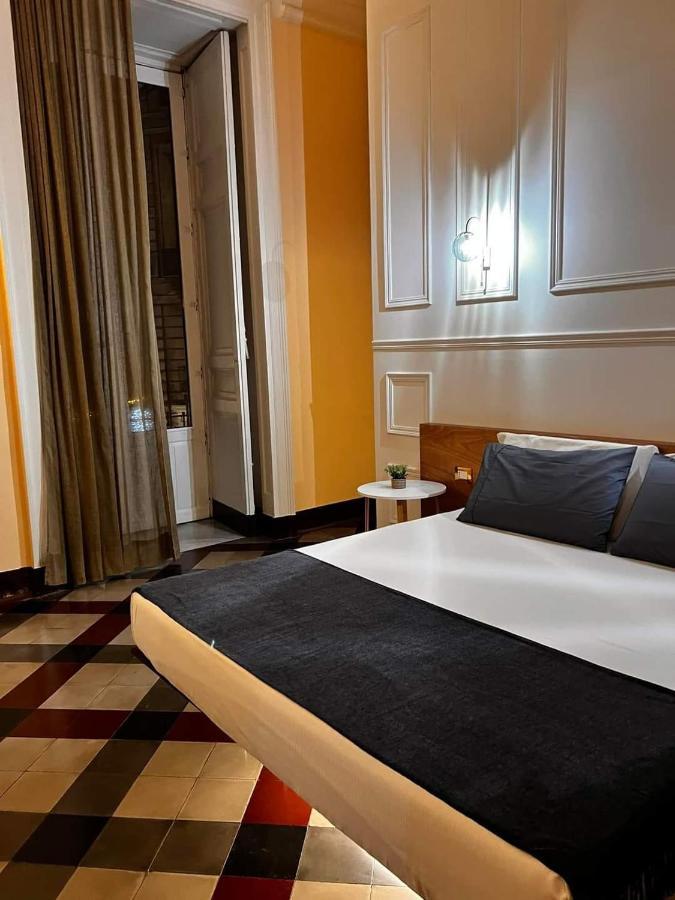 Toscano Palace Luxury Rooms Catania Esterno foto