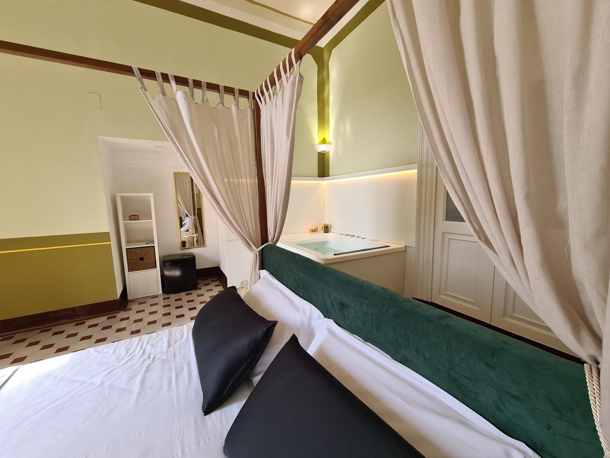 Toscano Palace Luxury Rooms Catania Esterno foto