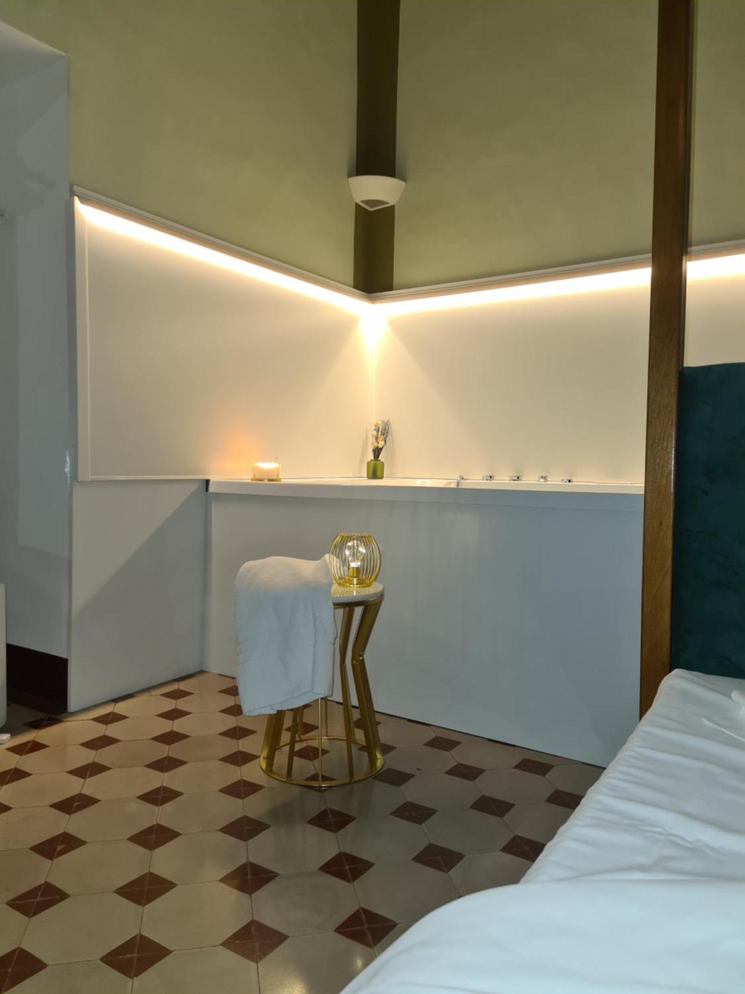 Toscano Palace Luxury Rooms Catania Esterno foto