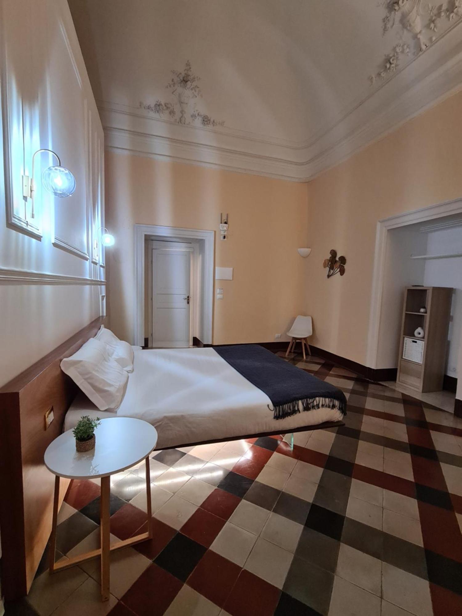 Toscano Palace Luxury Rooms Catania Esterno foto