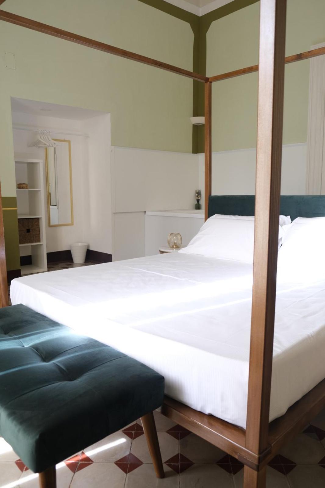 Toscano Palace Luxury Rooms Catania Esterno foto
